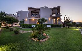 Tholos Apartments